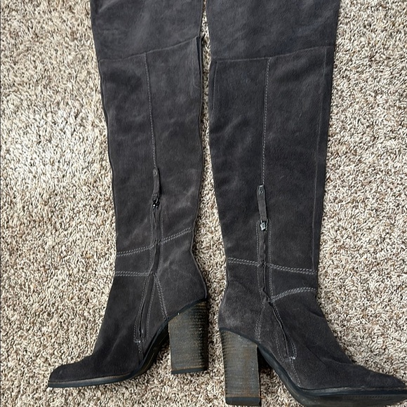 Dolce Vita Black Over the Knee Boots size 7 suede perfection! - Picture 6 of 12